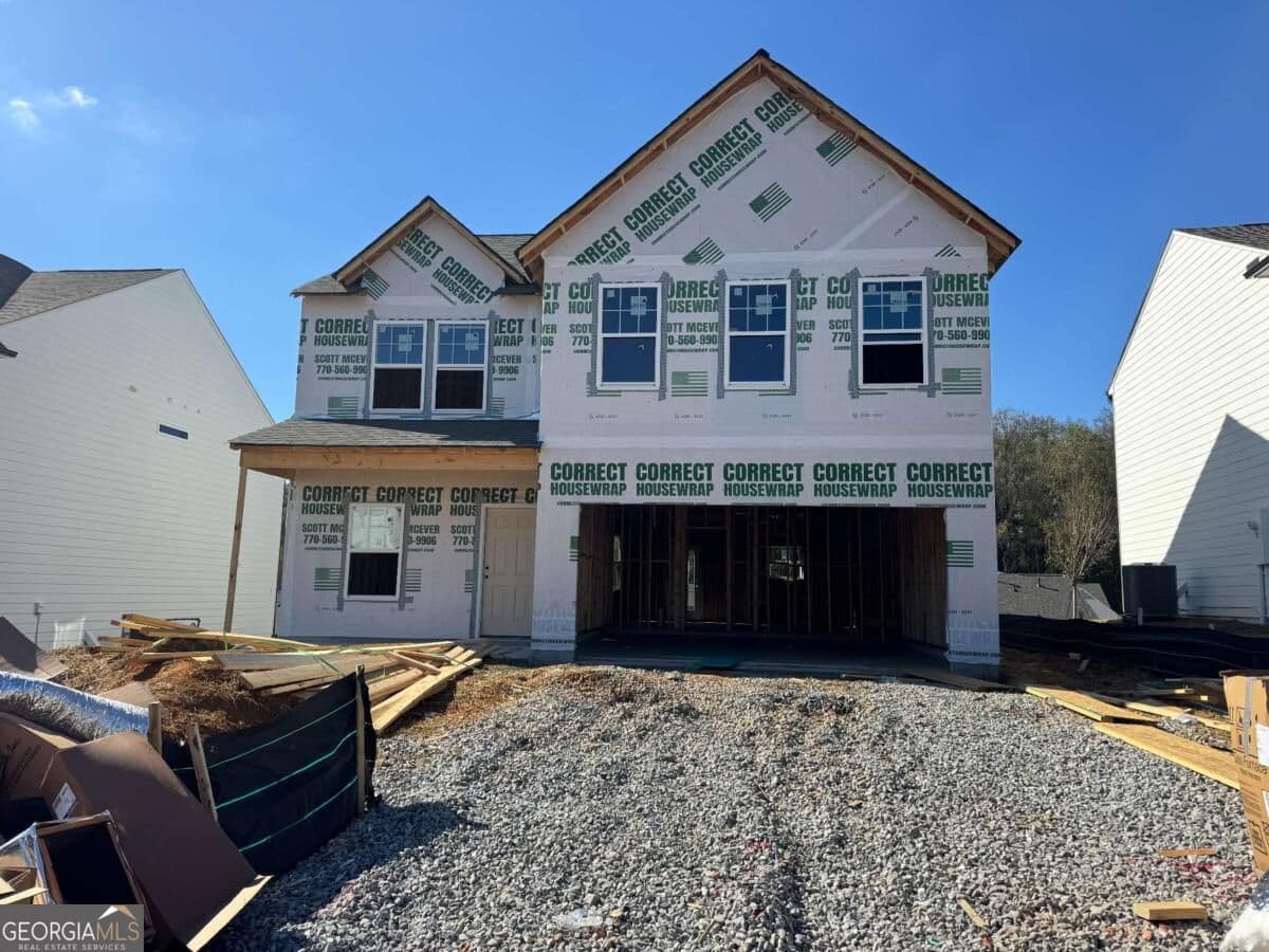 4 bedroom, 2.5 bathroom, 2,200 sq ft single family residence for sale at 821 Oakmont Trace, Canton, GA 30114