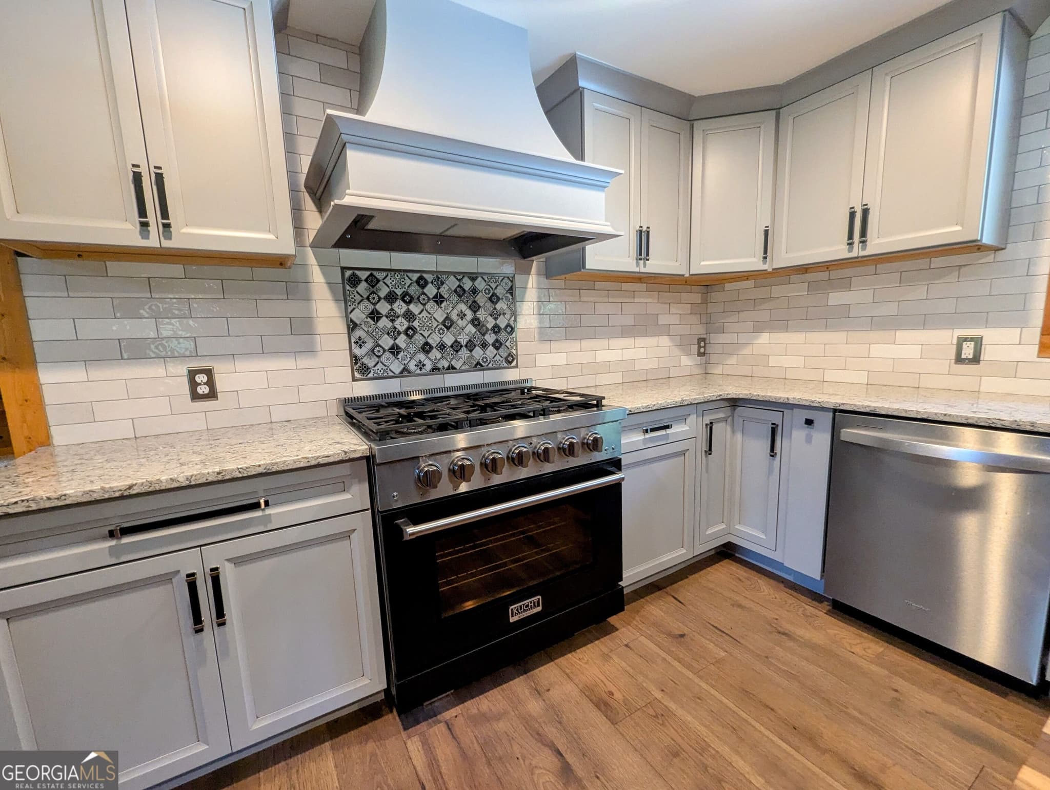 4 bedroom, 2.5 bathroom, 2,979 sq ft single family residence for sale at 817 Lakeview Road, Statesboro, GA 30461 — photo 10