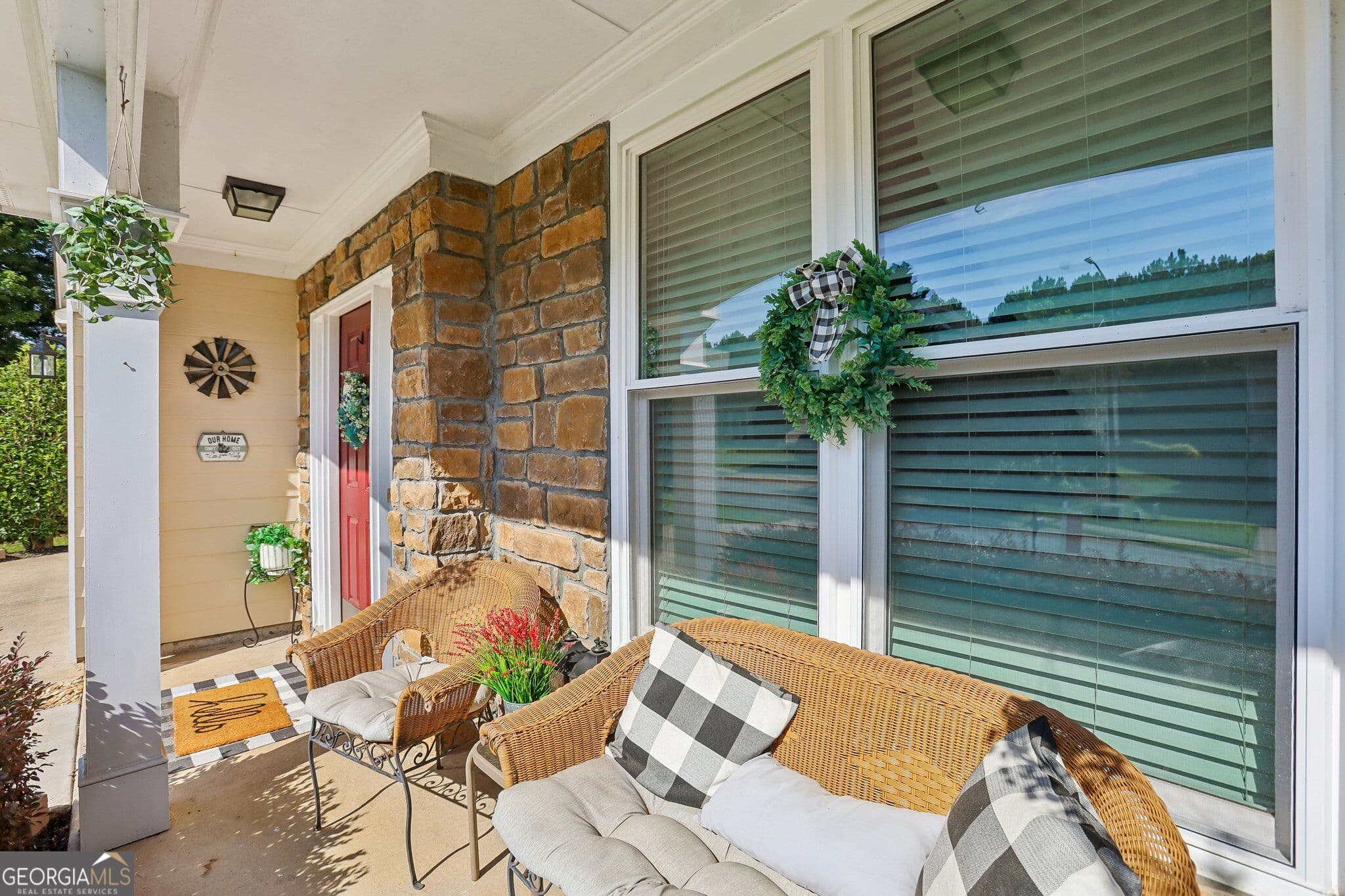 5 bedroom, 3 bathroom, 2,380 sq ft single family residence for sale at 150 Mill Creek Drive, Canton, GA 30115 — photo 2
