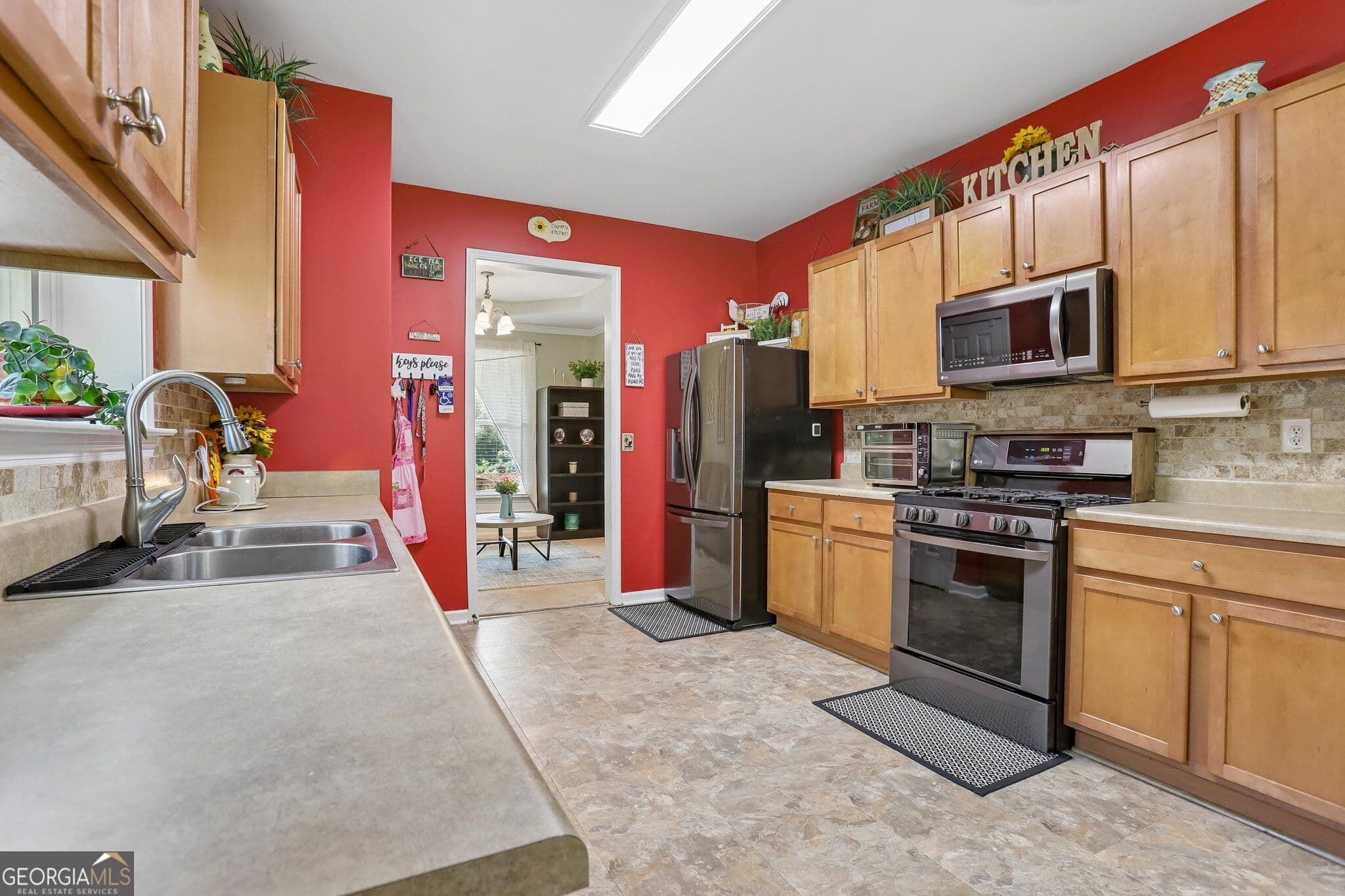 5 bedroom, 3 bathroom, 2,380 sq ft single family residence for sale at 150 Mill Creek Drive, Canton, GA 30115 — photo 8