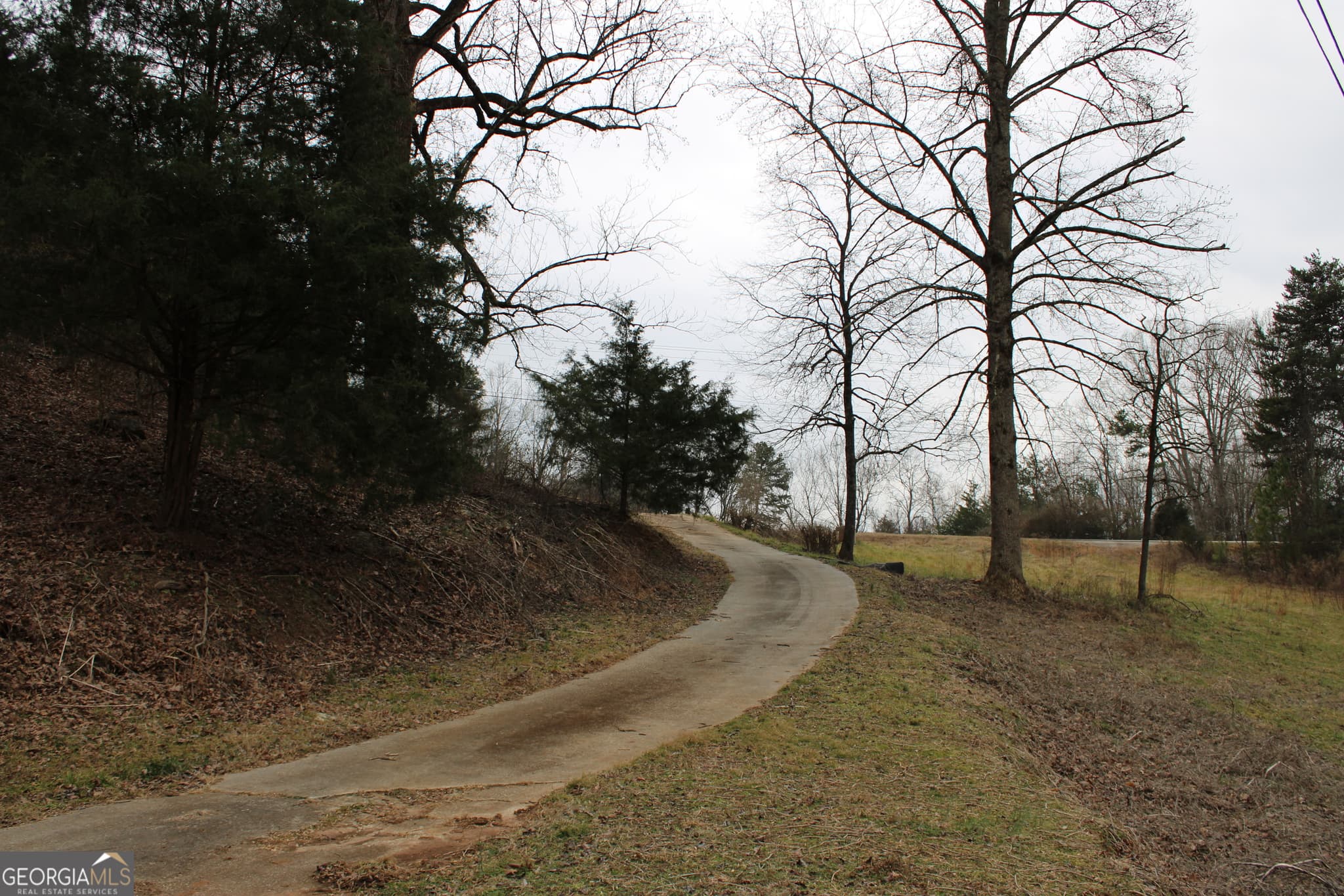 3 bedroom, 1.5 bathroom, 896 sq ft single family residence under contract at 3595 Gumlog Road, Martin, GA 30557 — photo 9