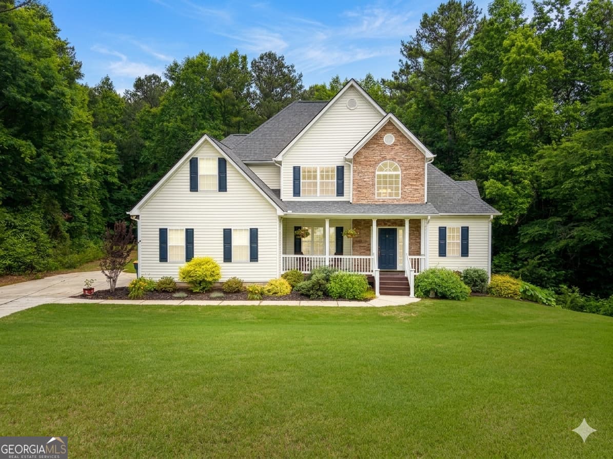 4 bedroom, 3 bathroom, 2,459 sq ft single family residence sold at 162 Pintail Point, Senoia, GA 30276