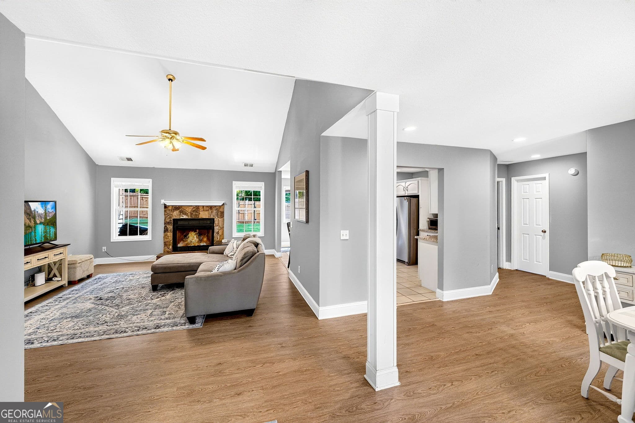 3 bedroom, 2 bathroom, 1,809 sq ft single family residence for sale at 118 Rockwind Way, Demorest, GA 30535 — photo 5