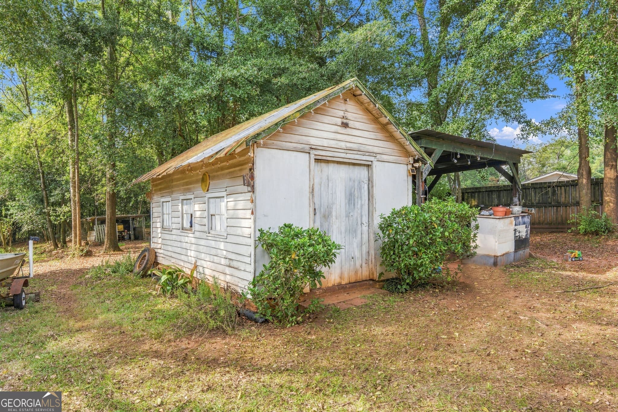 2 bedroom, 1.5 bathroom, 1,299 sq ft single family residence under contract at 213 Warthen Street, Sandersville, GA 31082 — photo 6