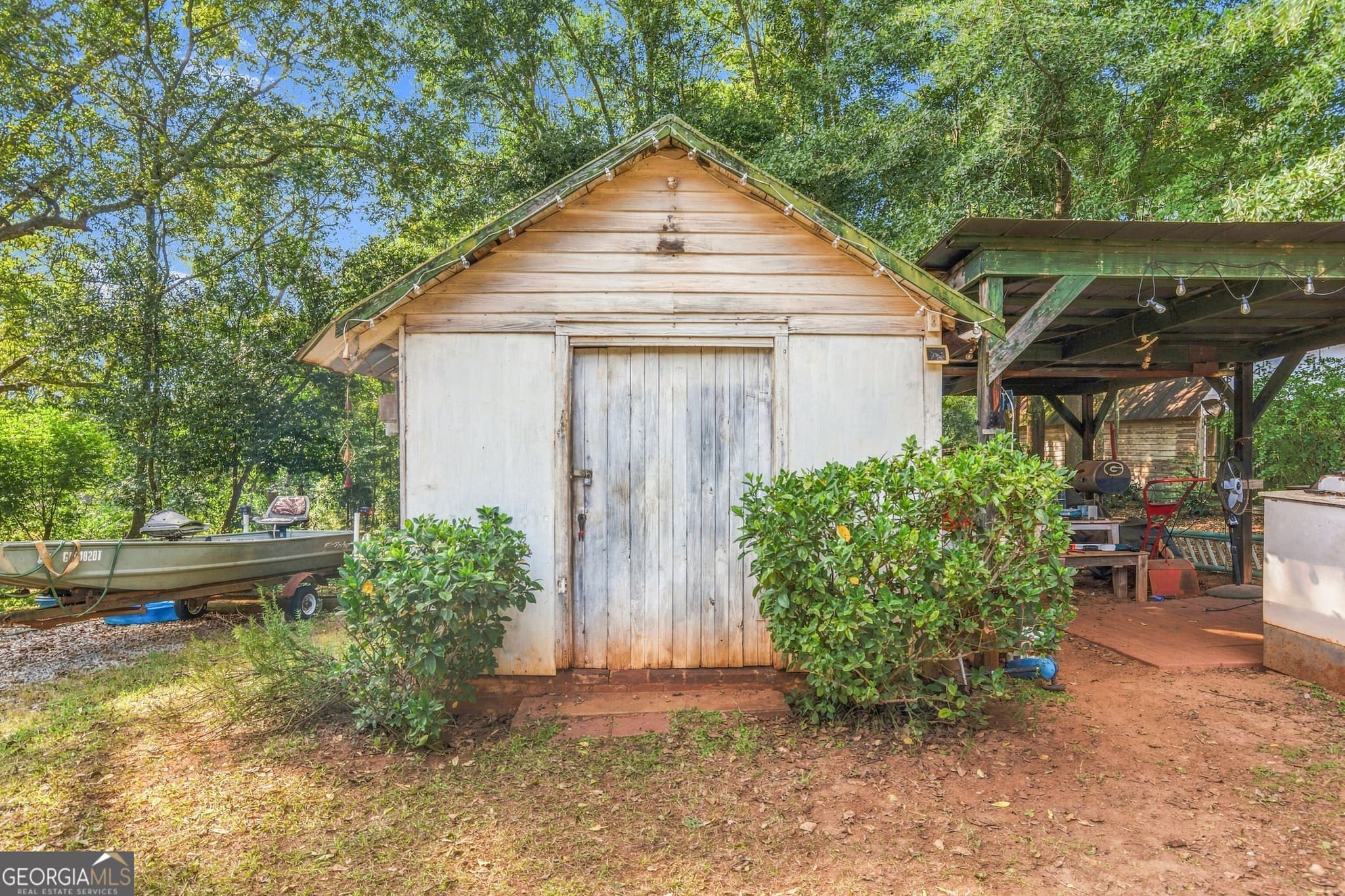 2 bedroom, 1.5 bathroom, 1,299 sq ft single family residence under contract at 213 Warthen Street, Sandersville, GA 31082 — photo 7