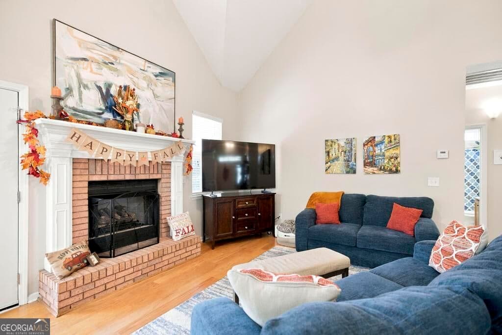 4 bedroom, 3 bathroom, 2,155 sq ft single family residence for sale at 112 Dovecot Drive, Warner Robins, GA 31088 — photo 3
