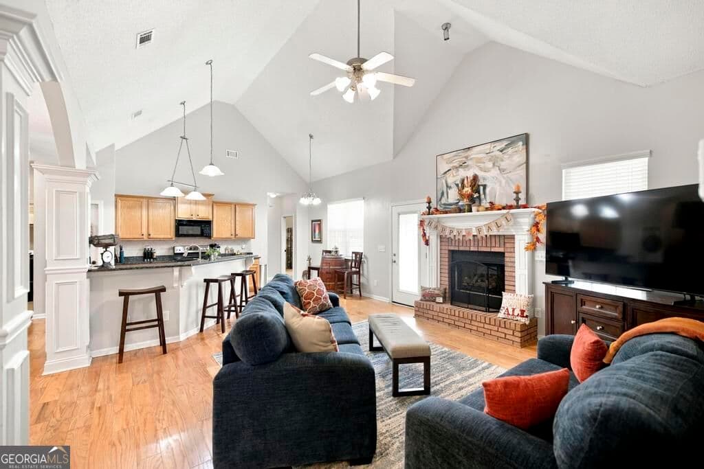 4 bedroom, 3 bathroom, 2,155 sq ft single family residence for sale at 112 Dovecot Drive, Warner Robins, GA 31088 — photo 5