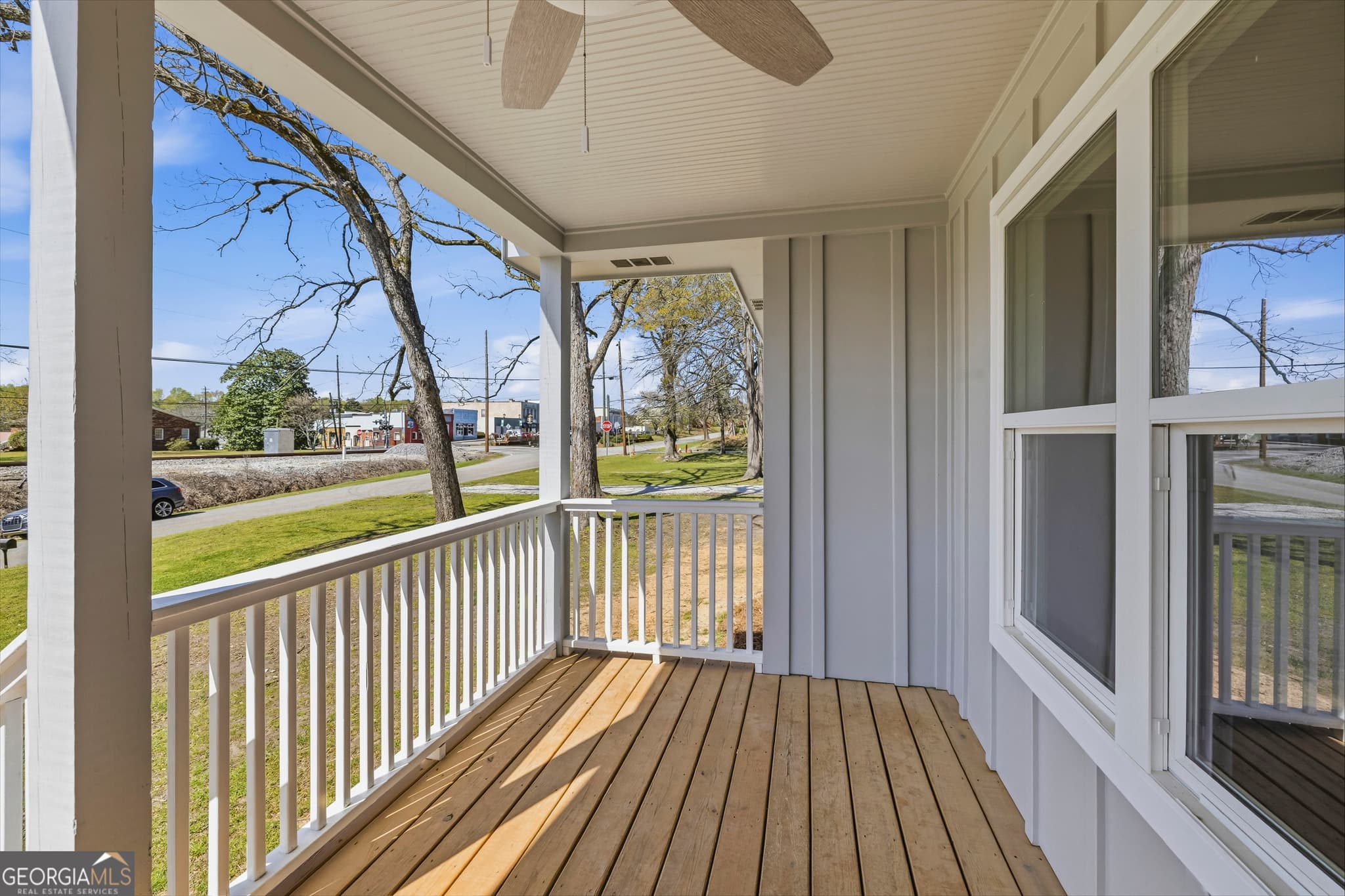 3 bedroom, 2 bathroom, 1,196 sq ft single family residence for sale at 509 Carlton Avenue, Union Point, GA 30669 — photo 5