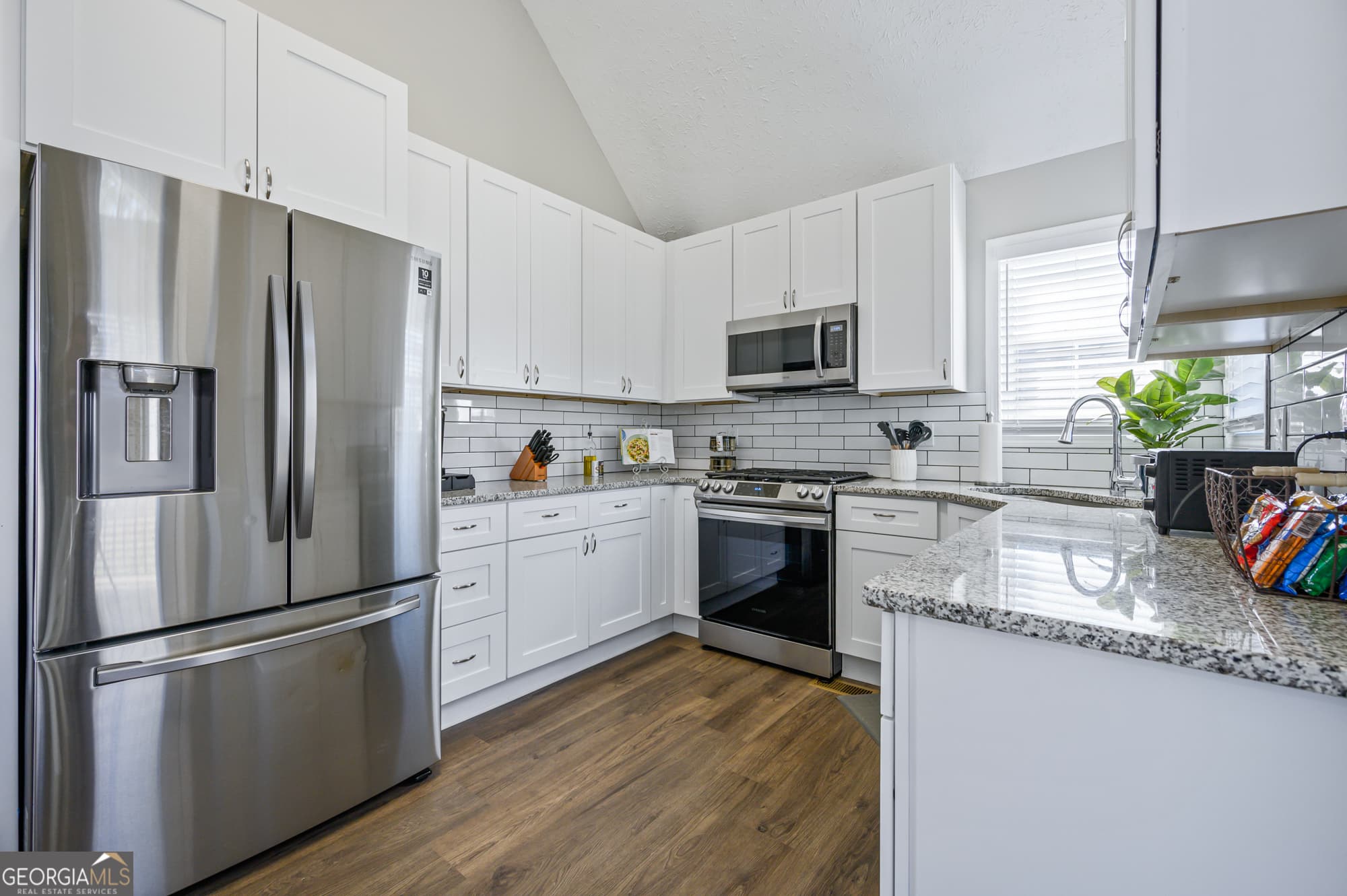 5 bedroom, 2 bathroom single family residence for rent at 126 Manning Mill Road, Adairsville, GA 30103 for $8,098 a month — photo 8
