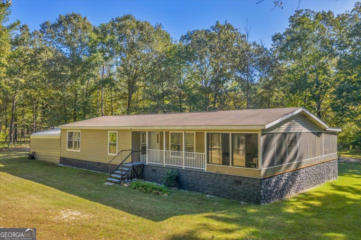 2 bedroom, 2 bathroom, 1,500 sq ft manufactured home,mobile home sold at 81 Peach Blossom Road, Pineview, GA 31071