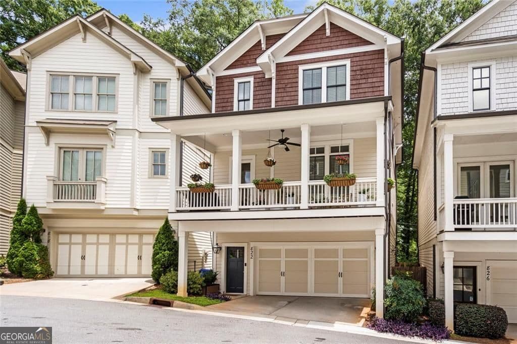 4 bedroom, 4 bathroom, 2,368 sq ft single family residence for sale at 822 Grove Bend, Decatur, GA 30030 — photo 1 of 34