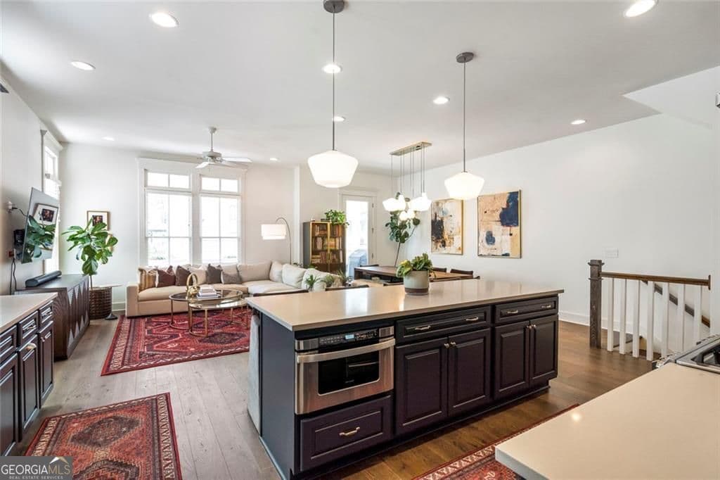 4 bedroom, 4 bathroom, 2,368 sq ft single family residence for sale at 822 Grove Bend, Decatur, GA 30030 — photo 9