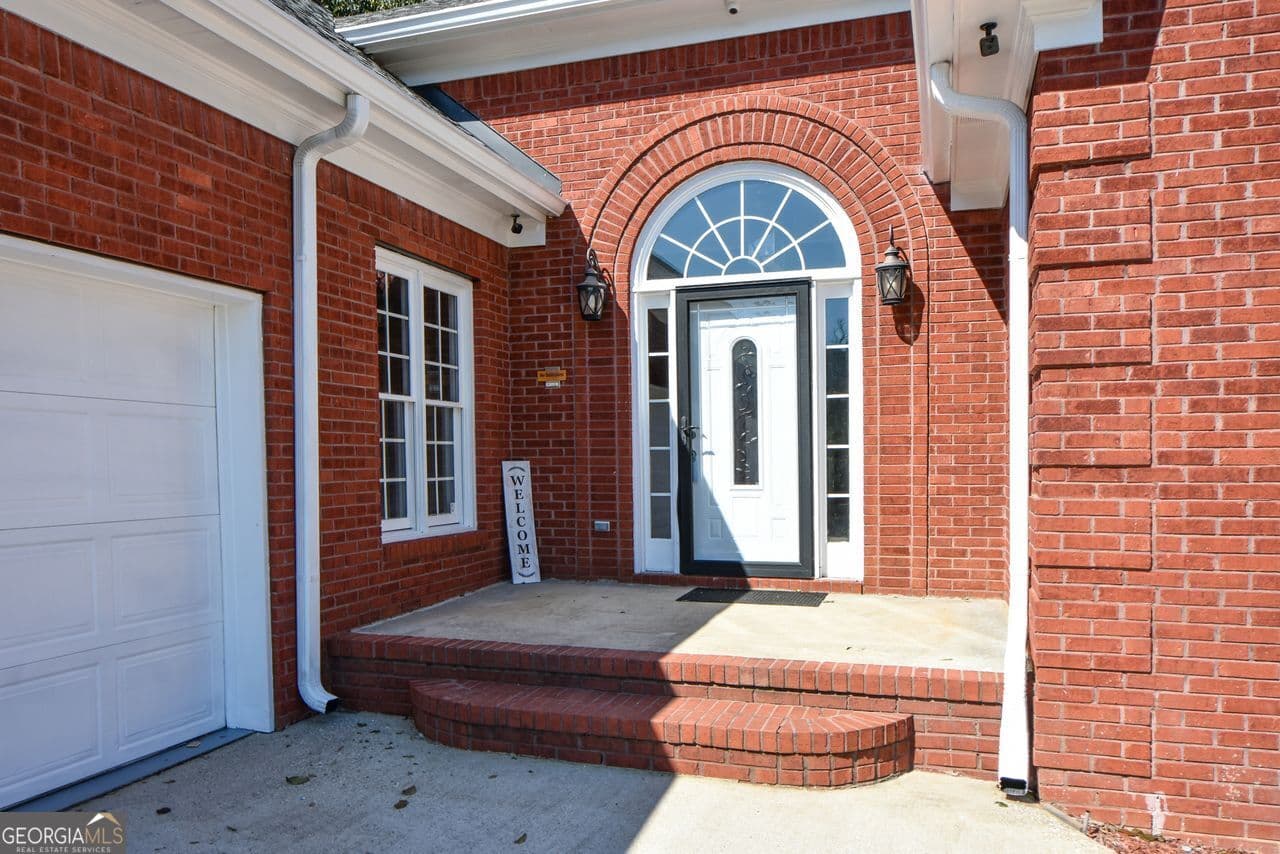 4 bedroom, 3 bathroom, 3,199 sq ft single family residence for sale at 1209 Dover Place, Conyers, GA 30013 — photo 7