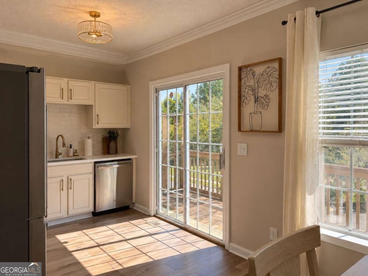 2 bedroom, 2.5 bathroom townhouse for rent at 1415 Bay Overlook- Drive, Woodstock, GA 30188 for $2,495 a month — photo 5