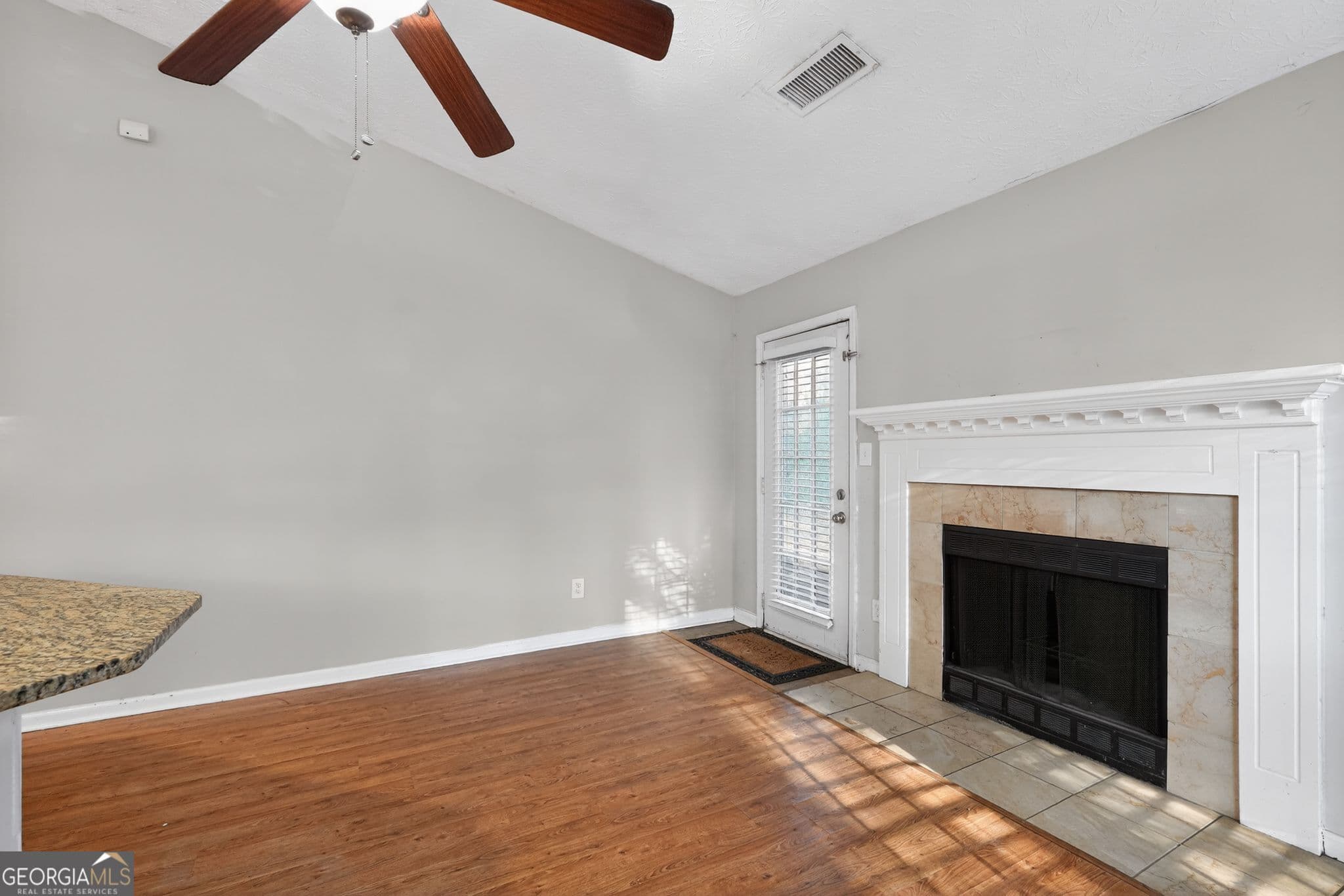 3 bedroom, 2 bathroom, 1,748 sq ft single family residence for sale at 716 Shore Lane, Lithonia, GA 30058 — photo 8