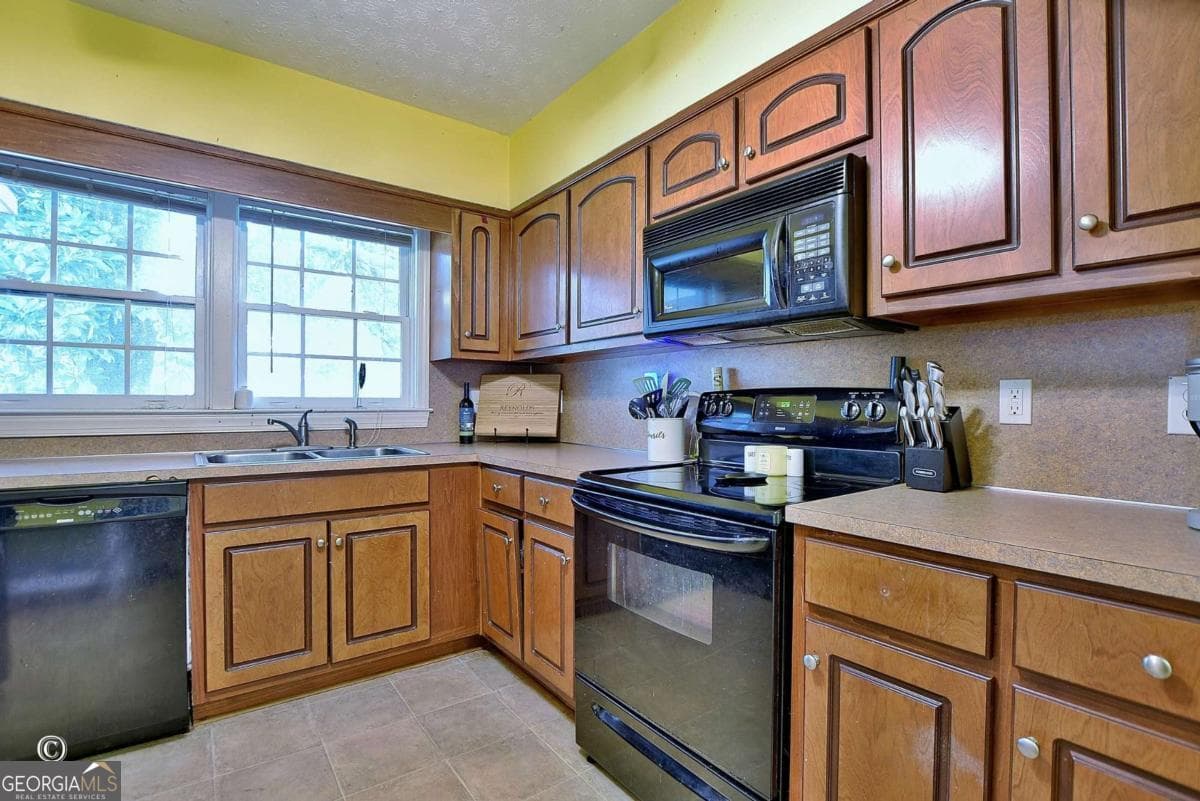3 bedroom, 1 bathroom, 1,170 sq ft single family residence under contract at 1543 39Th Street, Columbus, GA 31904 — photo 7