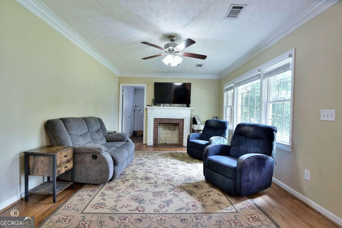 3 bedroom, 1 bathroom, 1,170 sq ft single family residence under contract at 1543 39Th Street, Columbus, GA 31904 — photo 3