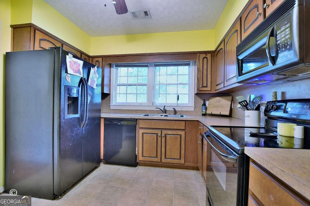 3 bedroom, 1 bathroom, 1,170 sq ft single family residence under contract at 1543 39Th Street, Columbus, GA 31904 — photo 8