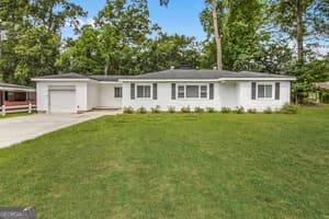 3 bedroom, 2 bathroom, 1,427 sq ft single family residence sold at 25 Herty Avenue, Savannah, GA 31408
