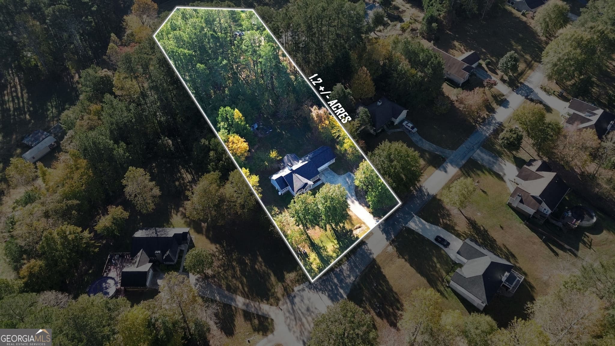 3 bedroom, 2 bathroom, 1,321 sq ft single family residence for sale at 192 Brentwood Drive, Demorest, GA 30535 — photo 2