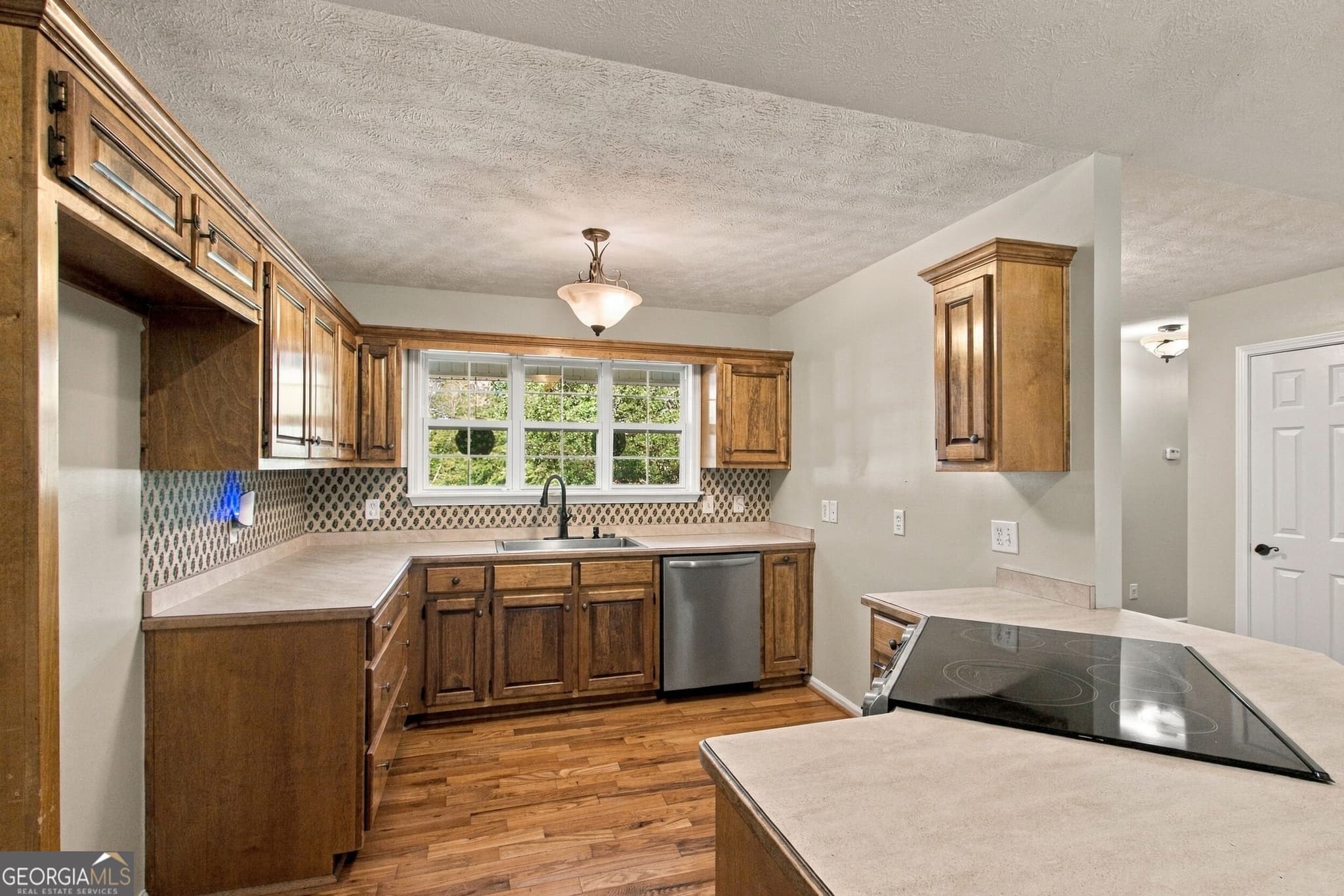 3 bedroom, 2 bathroom, 1,321 sq ft single family residence for sale at 192 Brentwood Drive, Demorest, GA 30535 — photo 10