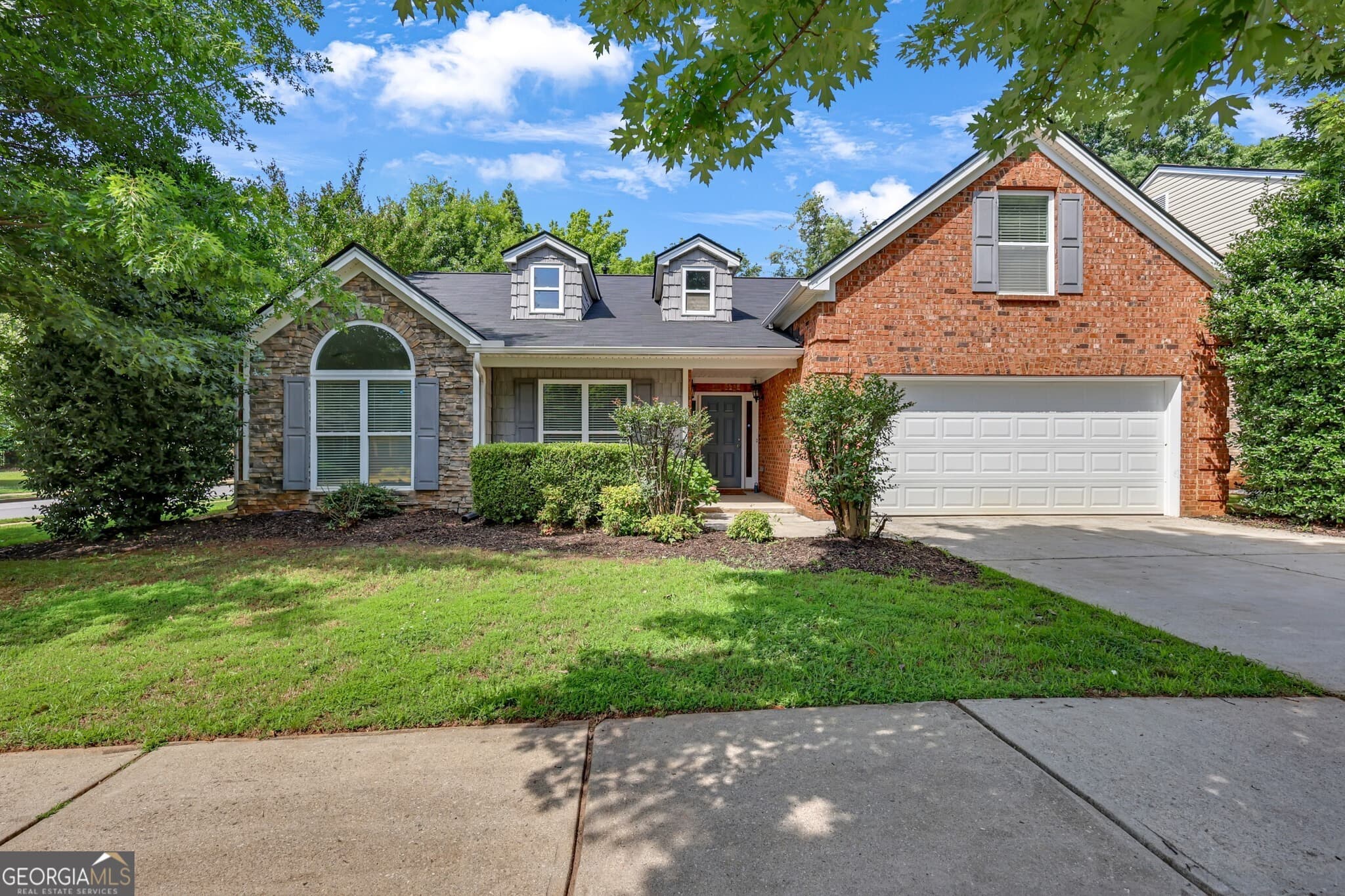 4 bedroom, 2 bathroom, 2,257 sq ft single family residence sold at 1906 Peach Shoals Circle, Dacula, GA 30019