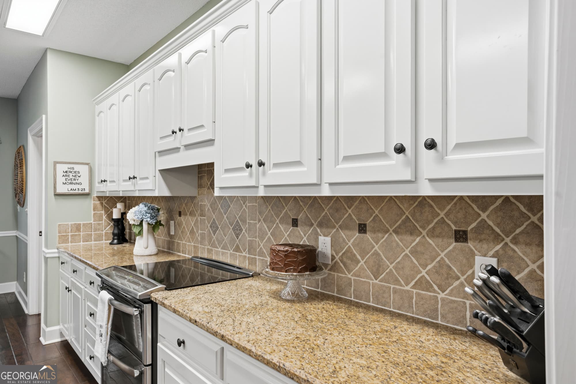 4 bedroom, 3.5 bathroom, 2,982 sq ft single family residence for sale at 129 Cambridge Drive, Rincon, GA 31326 — photo 5