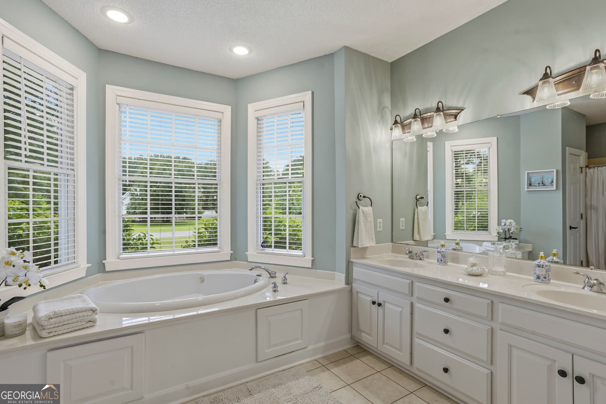 4 bedroom, 3.5 bathroom, 2,982 sq ft single family residence for sale at 129 Cambridge Drive, Rincon, GA 31326 — photo 10