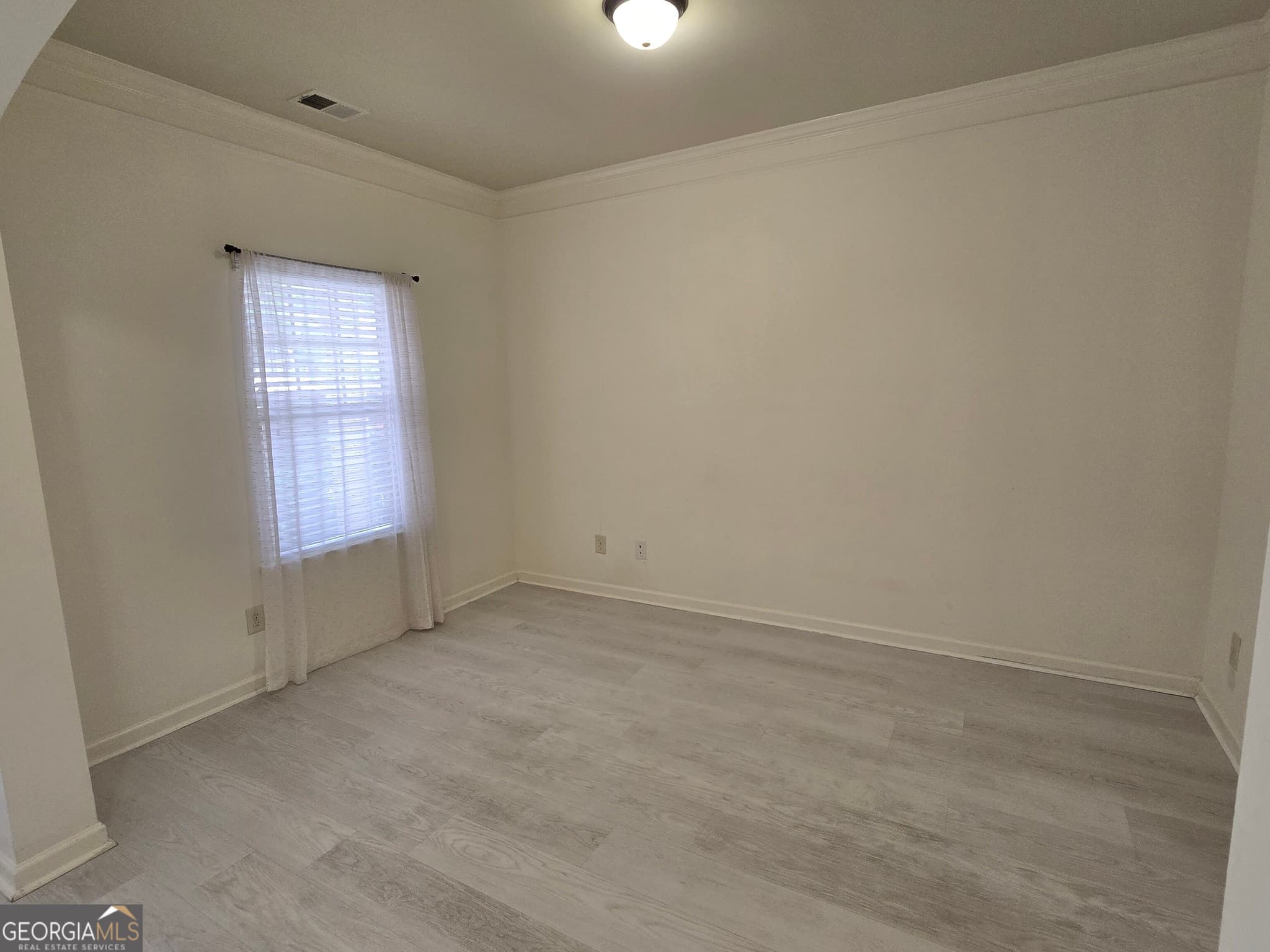 4 bedroom, 3 bathroom, 2,580 sq ft single family residence for rent at 2020 Beyers Landing Drive, Buford, GA 30519 for $2,500 a month — photo 6