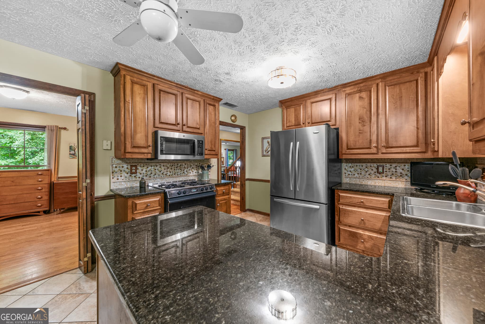 4 bedroom, 4 bathroom, 3,418 sq ft single family residence for sale at 1761 Robinhood Road, Watkinsville, GA 30677 — photo 9