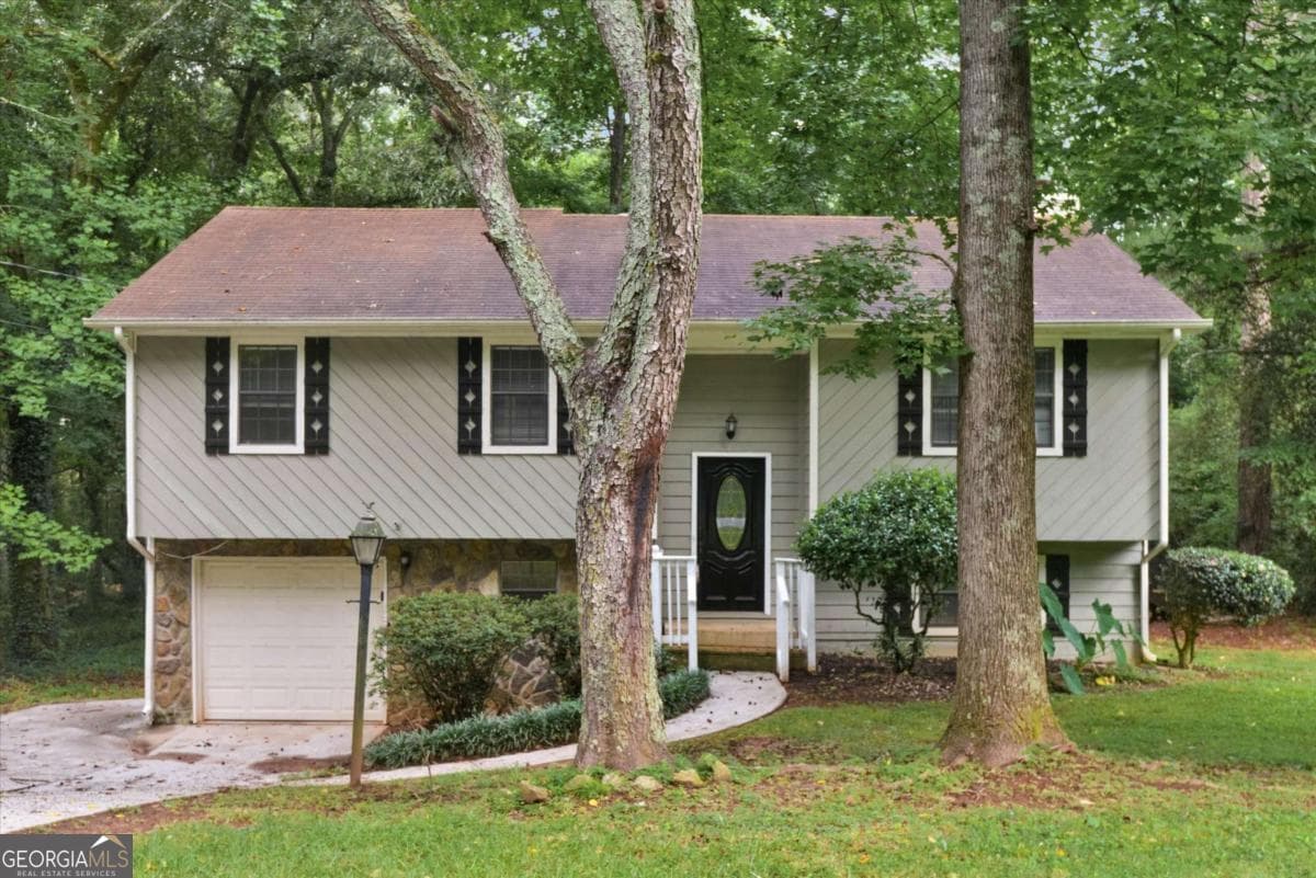 4 bedroom, 2 bathroom, 1,616 sq ft single family residence for sale at 3429 Tarragon Drive, Decatur, GA 30034 — photo 1 of 48