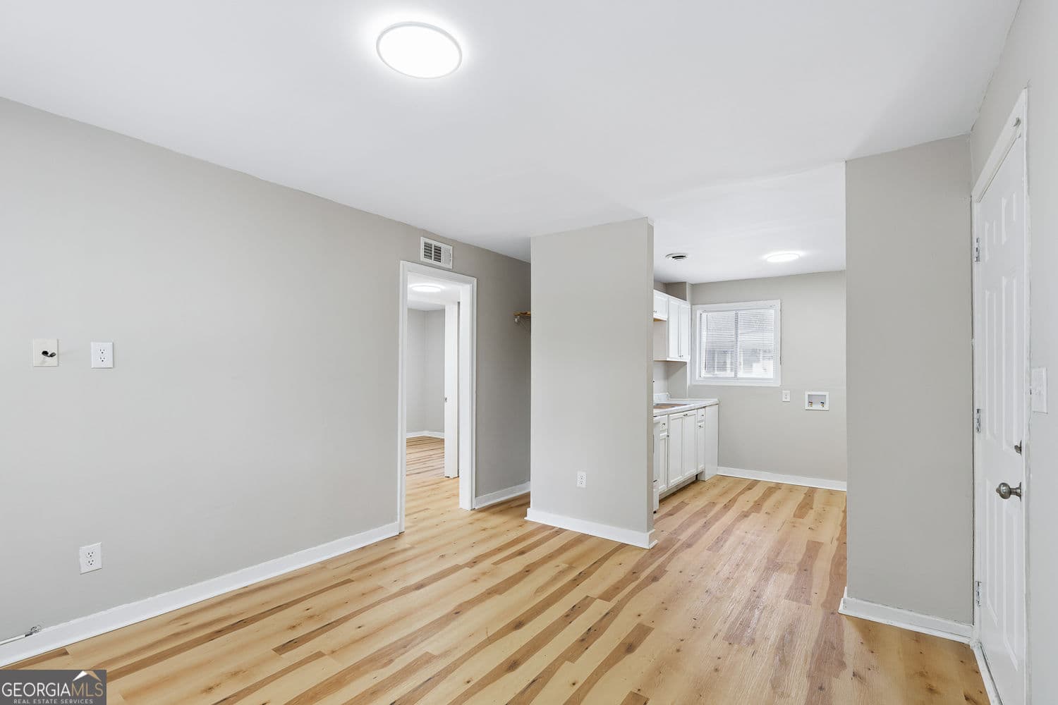 2 bedroom, 1 bathroom, 750 sq ft apartment for rent at 4855 College Street 7, Forest Park, GA 30297 for $1,175 a month — photo 6