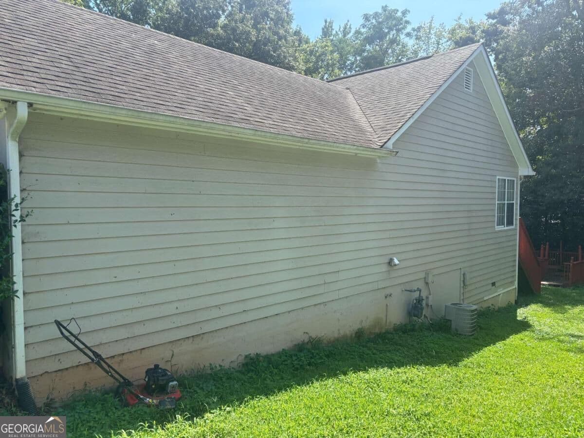 3 bedroom, 2 bathroom, 1,522 sq ft single family residence for sale at 2051 Boone Place, Snellville, GA 30078 — photo 3