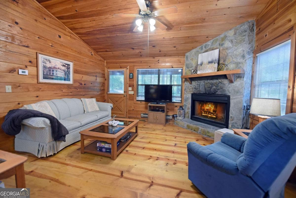 3 bedroom, 1 bathroom, 852 sq ft cabin,single family residence for sale at 31 Eagle Feather Drive, Cherry Log, GA 30522 — photo 7