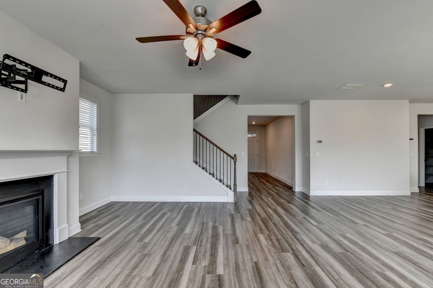 5 bedroom, 4 bathroom, 2,754 sq ft single family residence for rent at 3335 Fall Branch Lane, Buford, GA 30519 for $2,800 a month — photo 9