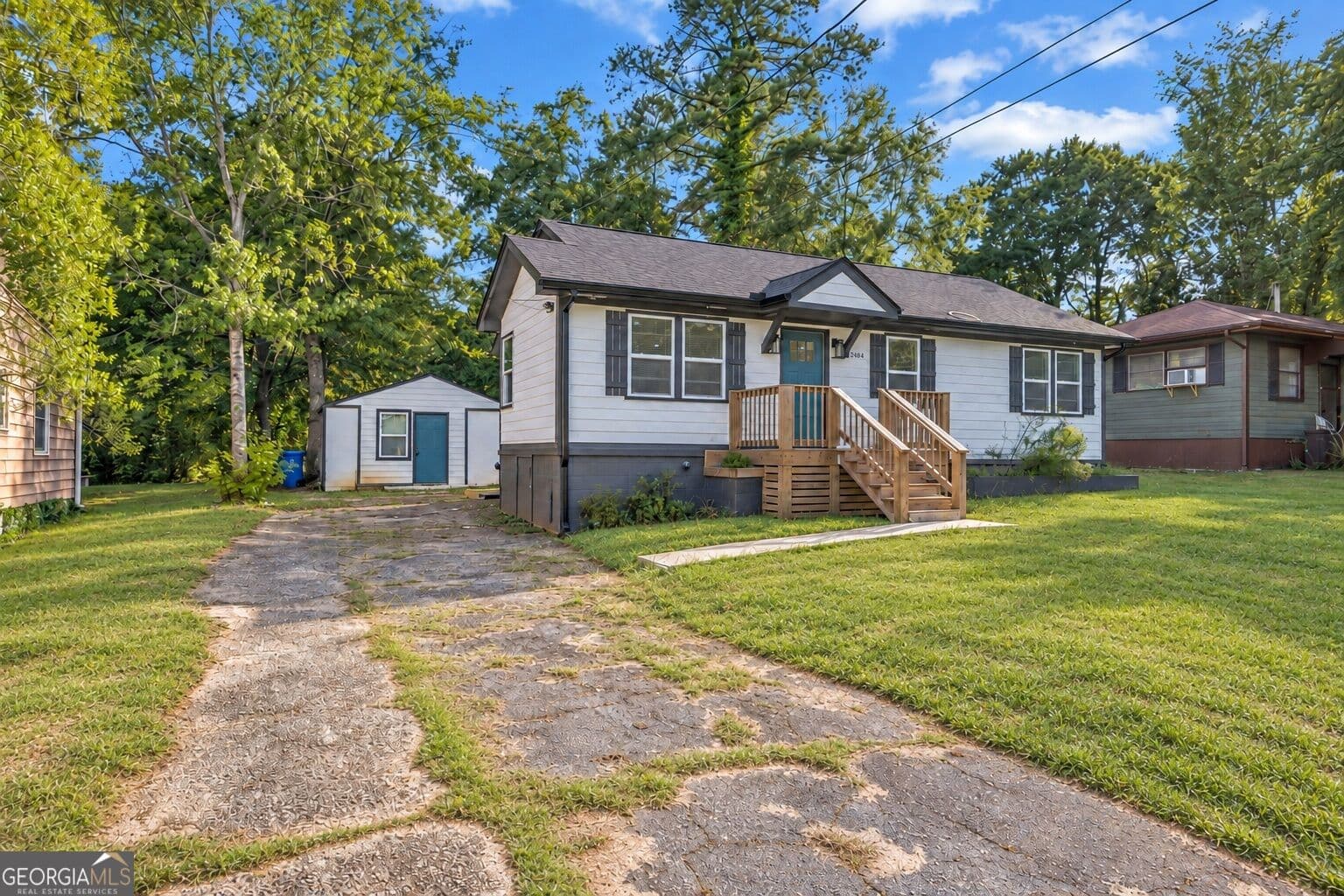 3 bedroom, 2 bathroom, 1,002 sq ft single family residence for sale at 2484 Calvin Avenue, East Point, GA 30344 — photo 2