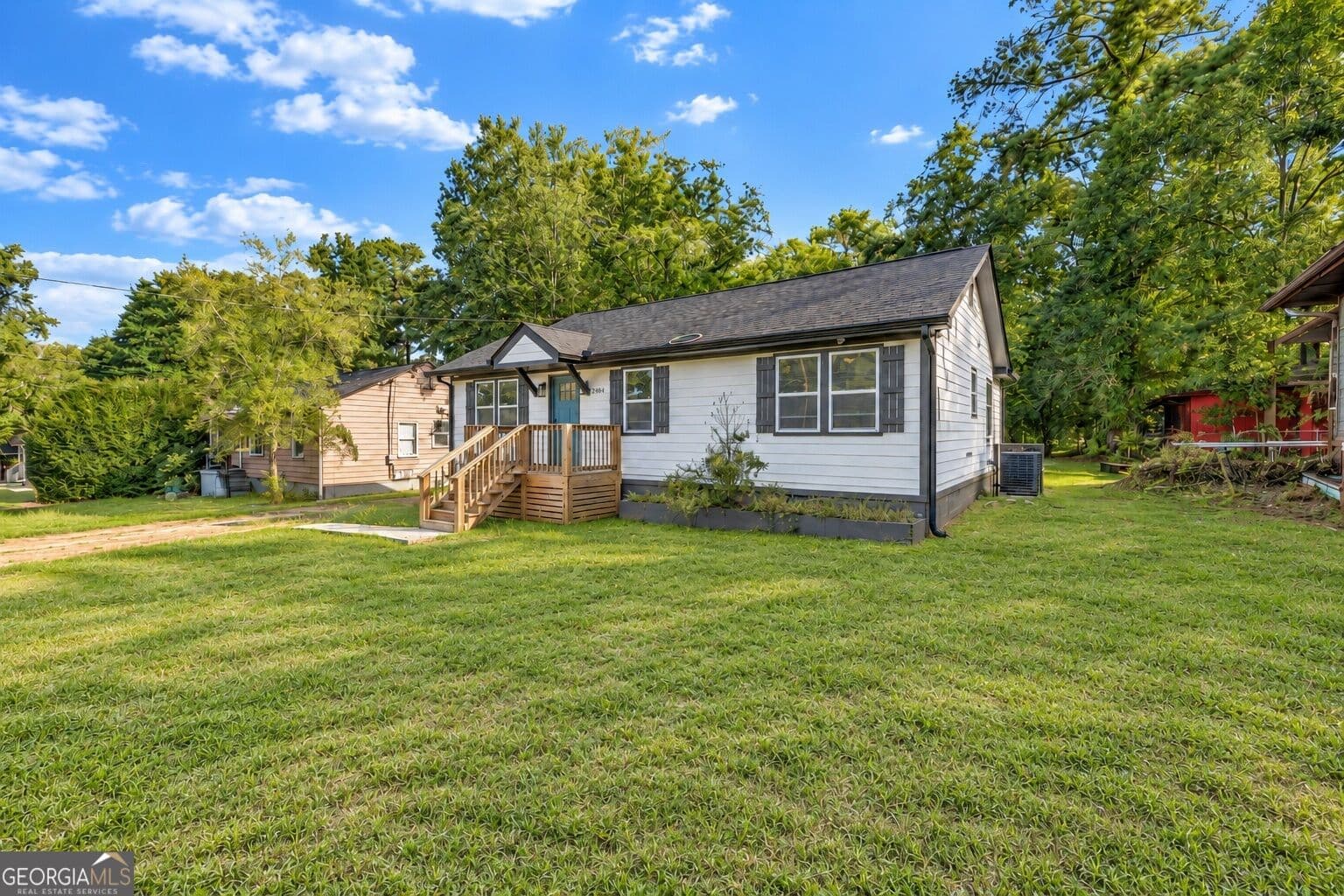 3 bedroom, 2 bathroom, 1,002 sq ft single family residence for sale at 2484 Calvin Avenue, East Point, GA 30344 — photo 3