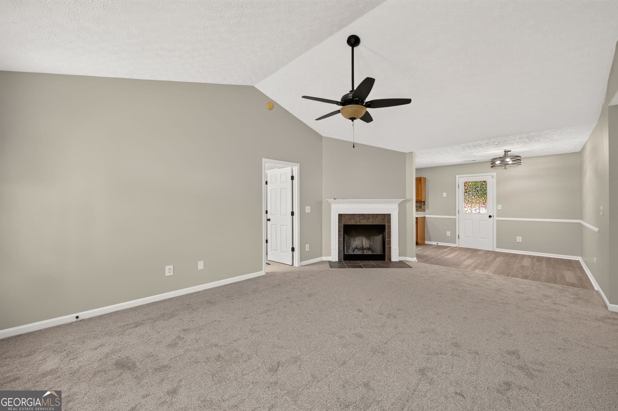5 bedroom, 3 bathroom, 2,280 sq ft single family residence for sale at 185 Hidden Brook Trail, Newnan, GA 30265 — photo 7