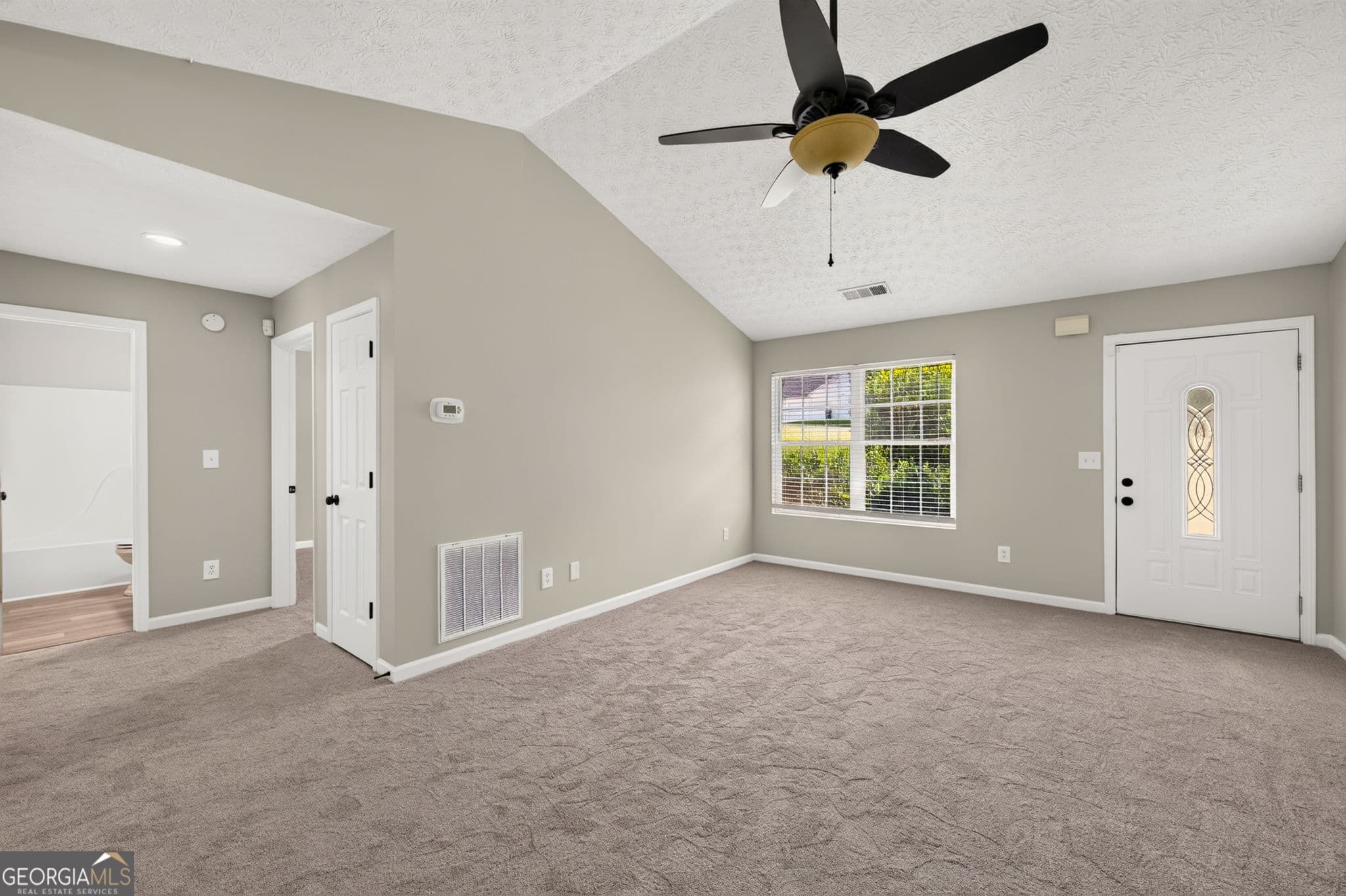 5 bedroom, 3 bathroom, 2,280 sq ft single family residence for sale at 185 Hidden Brook Trail, Newnan, GA 30265 — photo 9
