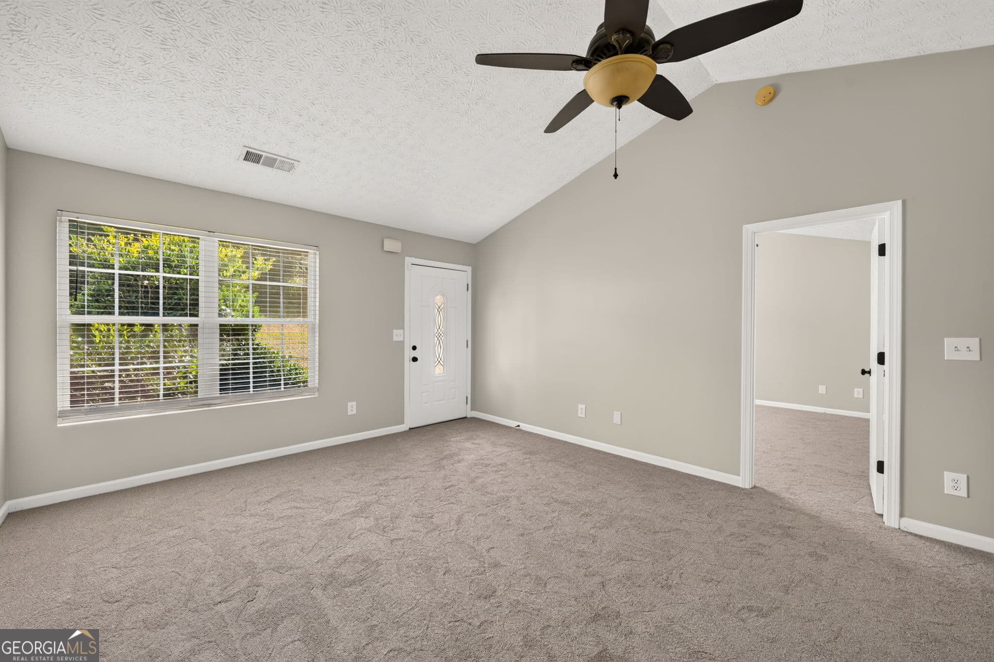 5 bedroom, 3 bathroom, 2,280 sq ft single family residence for sale at 185 Hidden Brook Trail, Newnan, GA 30265 — photo 8