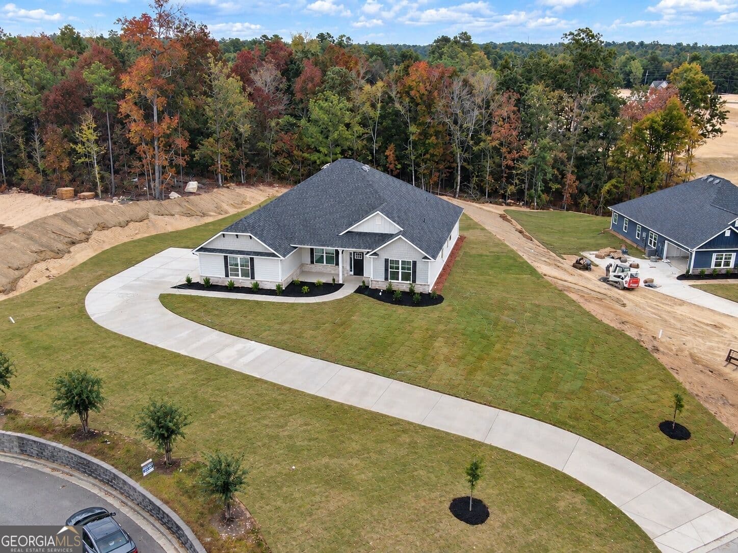 4 bedroom, 3 bathroom, 2,620 sq ft single family residence for sale at 301 Basin Way, Macon, GA 31220 — photo 3