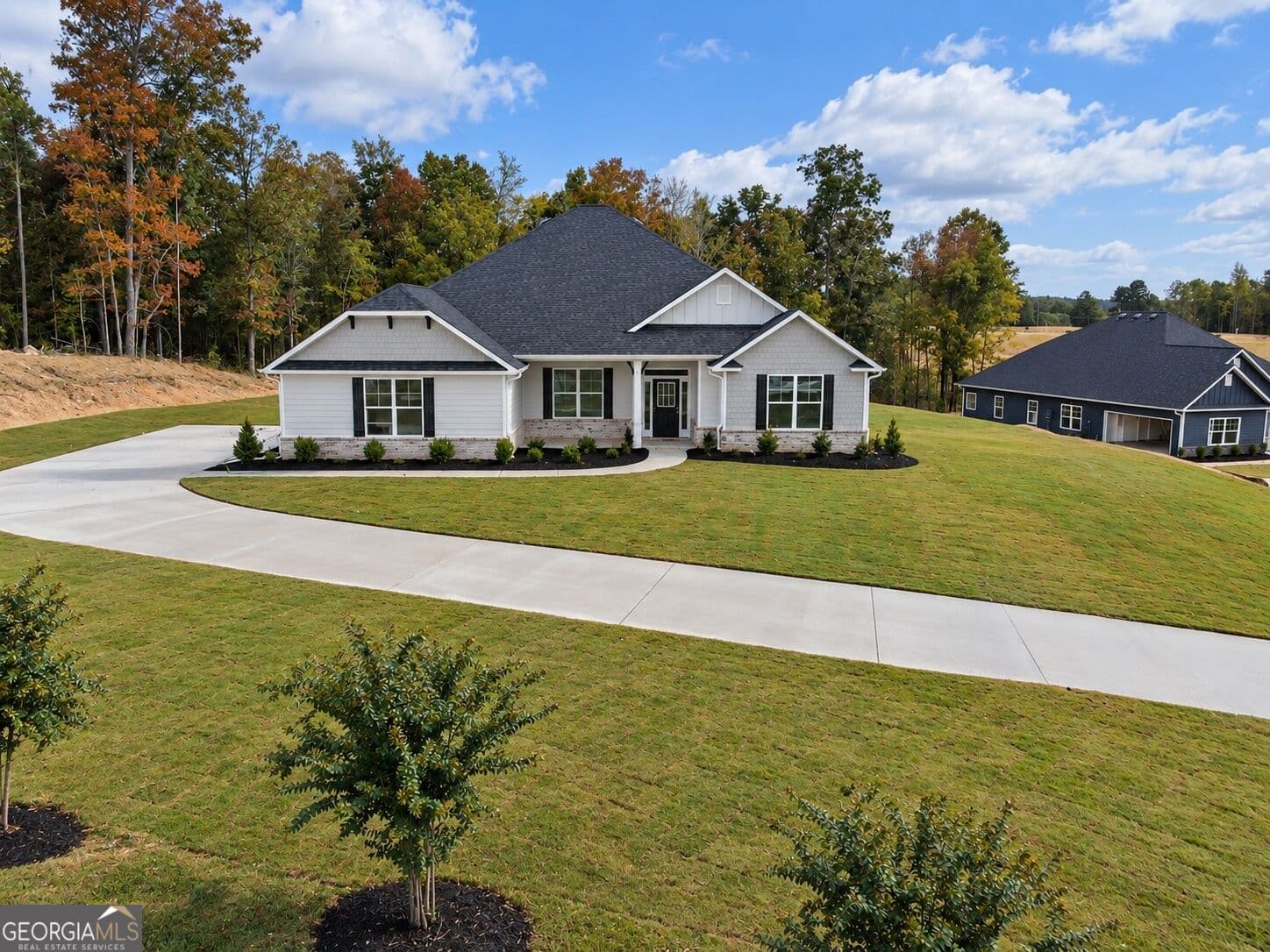 4 bedroom, 3 bathroom, 2,620 sq ft single family residence for sale at 301 Basin Way, Macon, GA 31220