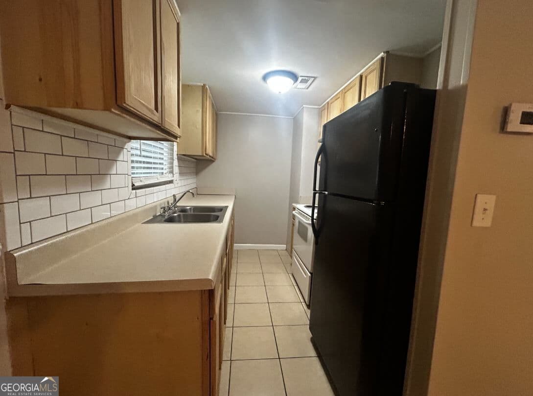 2 bedroom, 1 bathroom, 638 sq ft apartment for rent at 418 Walter Street 3, Rome, GA 30165 for $1,100 a month — photo 3