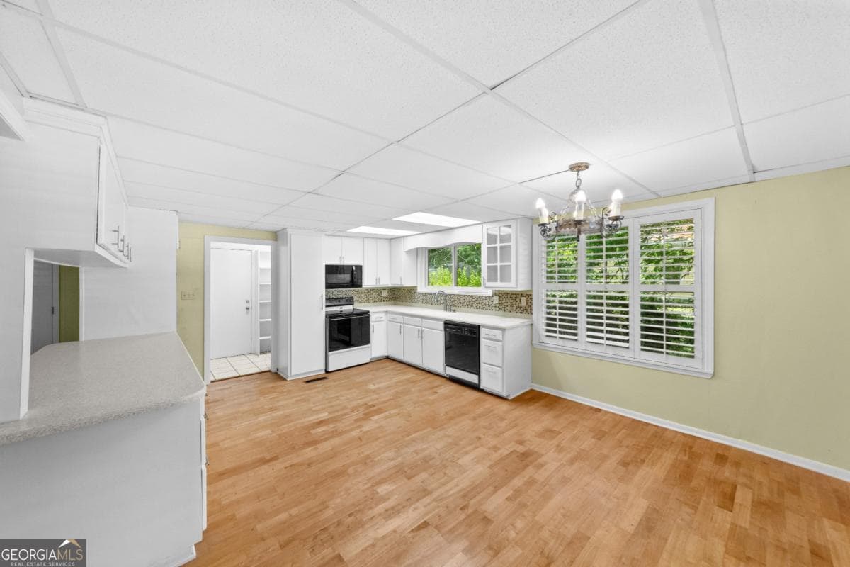 3 bedroom, 2 bathroom, 2,608 sq ft single family residence for sale at 34 Main Street, Register, GA 30452 — photo 8