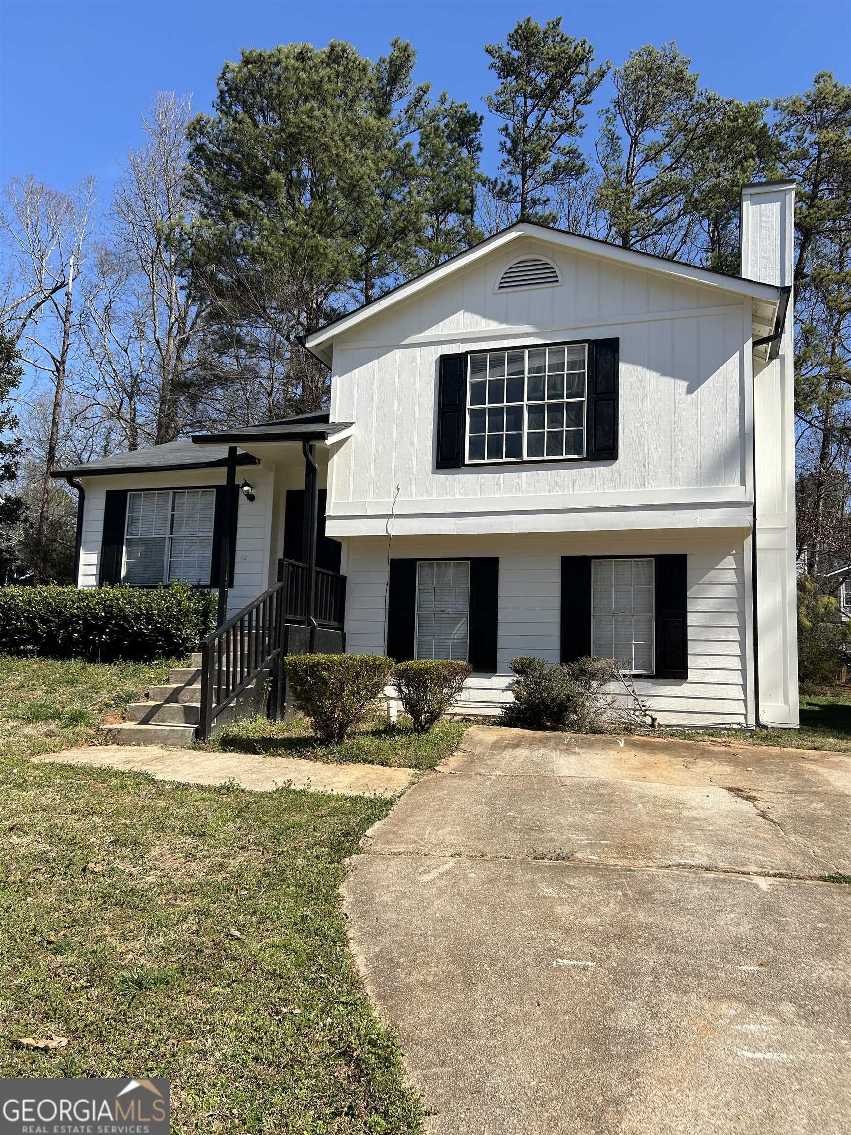 2 bedroom, 1 bathroom, 1,260 sq ft single family residence for rent at 5588 Fairington Place, Lithonia, GA 30038 for $1,330 a month — photo 1 of 1