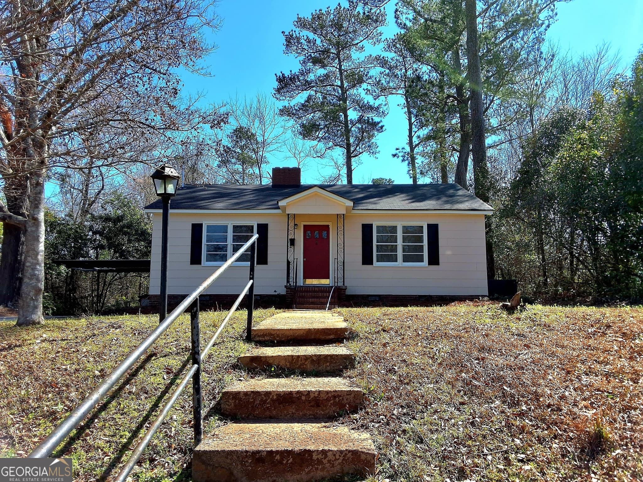 3 bedroom, 2 bathroom, 1,462 sq ft single family residence sold at 1014 Walnut Street, Louisville, GA 30434