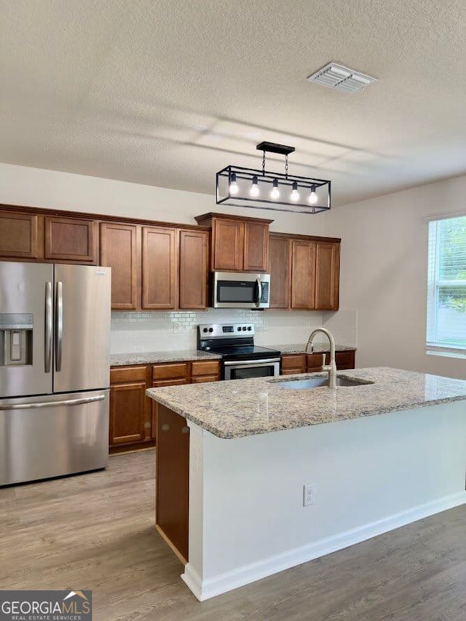4 bedroom, 2.5 bathroom, 2,382 sq ft single family residence for rent at 101 Cedar Breeze Drive, Kingsland, GA 31548 for $2,500 a month — photo 6