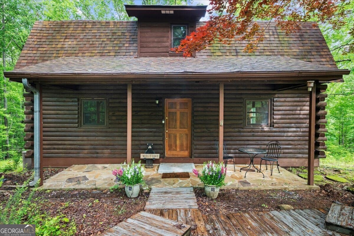 3 bedroom, 3 bathroom, 1,815 sq ft cabin,loft,single family residence for sale at 15 Bailey Street, Whitesburg, GA 30185 — photo 4
