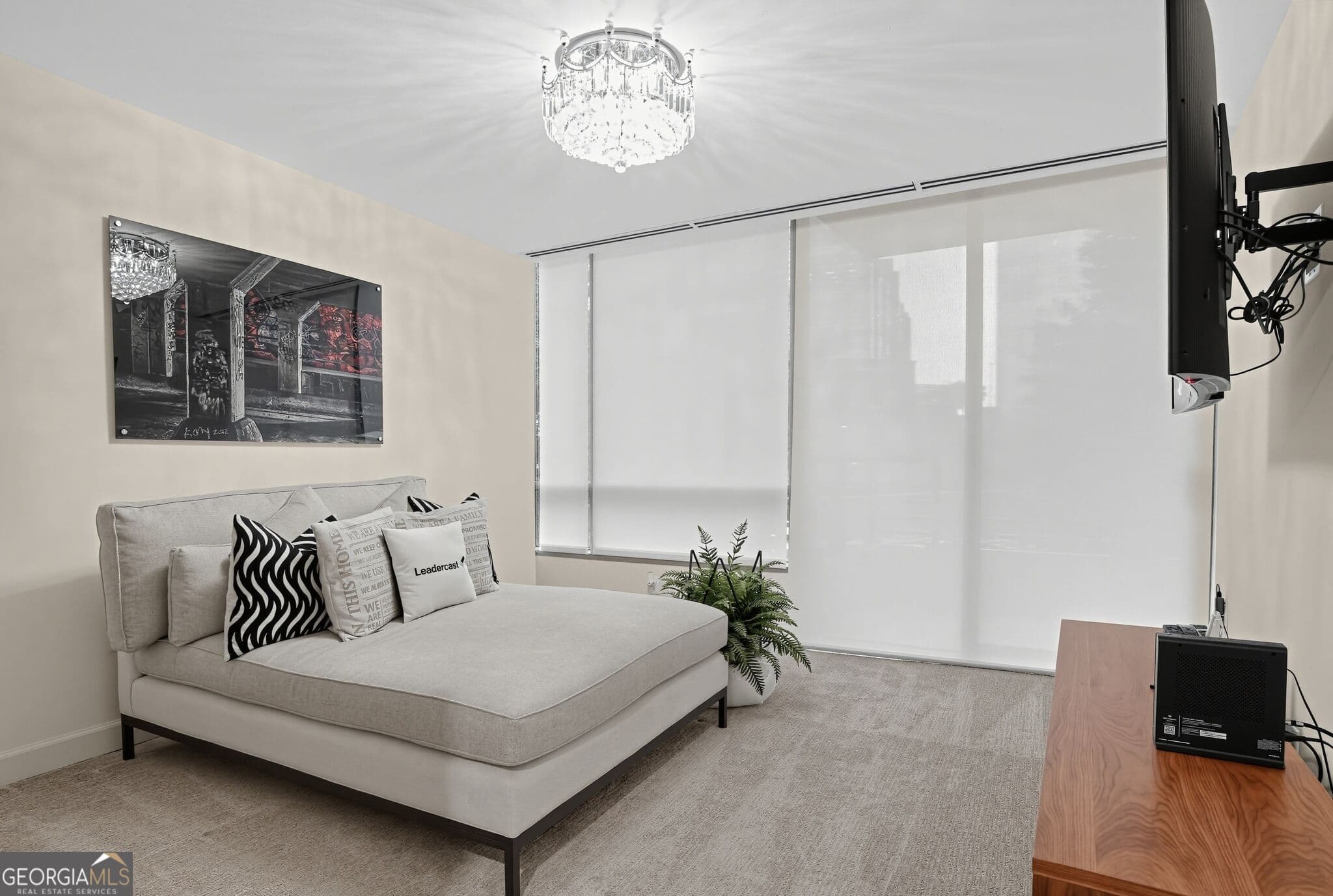 2 bedroom, 2.5 bathroom, 1,703 sq ft condominium for rent at 700 Park Regency Place APT 604, Atlanta, GA 30326 for $6,300 a month — photo 10