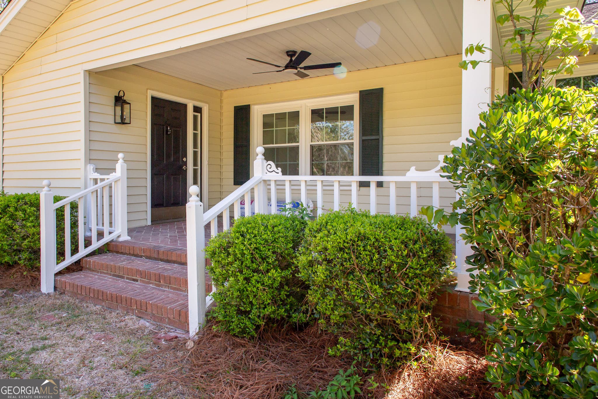 3 bedroom, 2.5 bathroom, 1,814 sq ft single family residence for sale at 110 Briarwood Road, Waycross, GA 31501 — photo 5